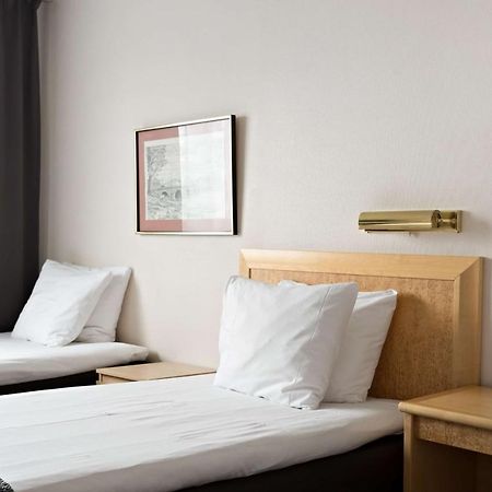 Best Western Gustaf Froding Hotel & Konferens Карлстад Екстериор снимка